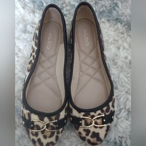 Leopard flats